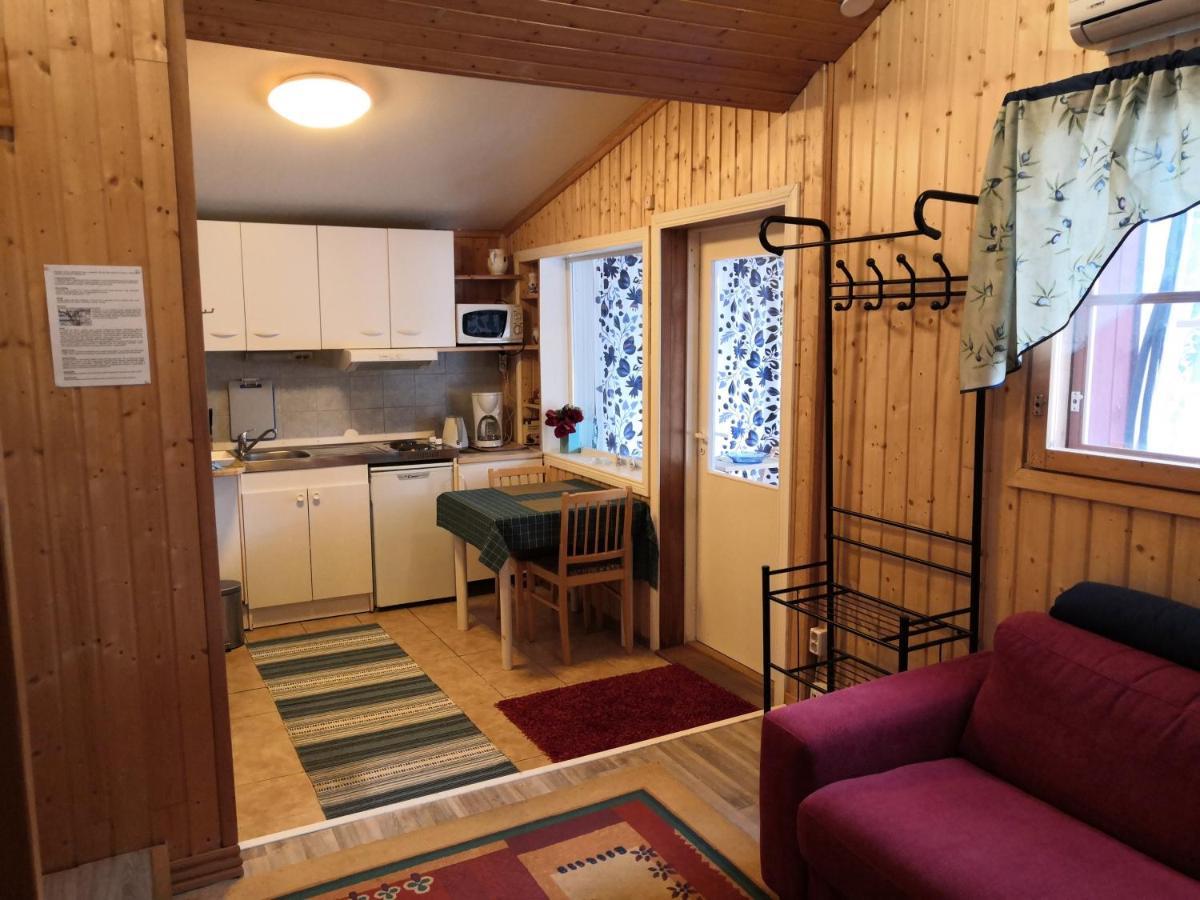 Hostel Mansikka Taipalsaari Exteriör bild