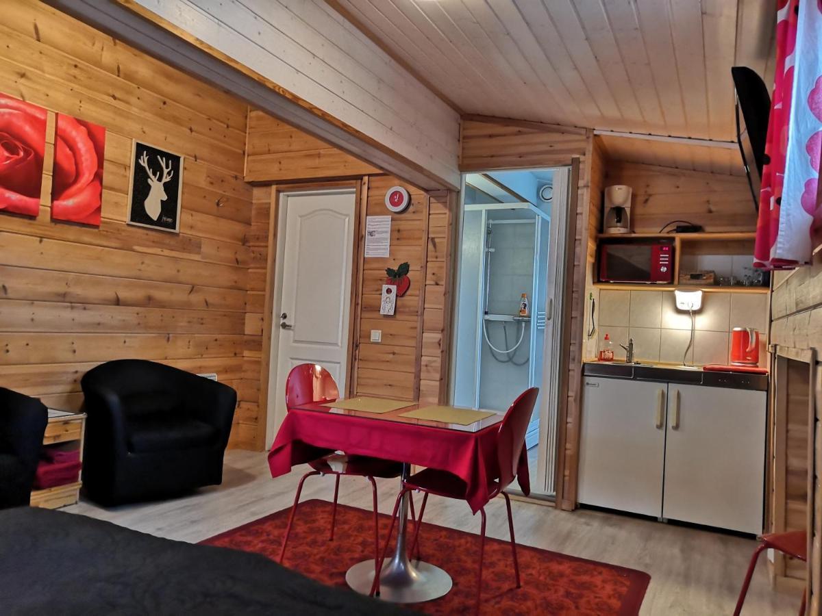 Hostel Mansikka Taipalsaari Exteriör bild