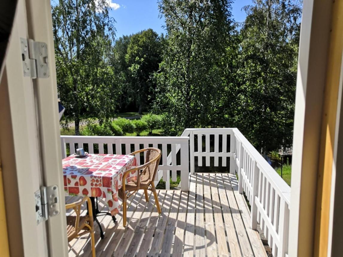 Hostel Mansikka Taipalsaari Exteriör bild