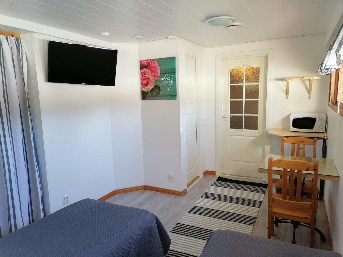 Hostel Mansikka Taipalsaari Exteriör bild